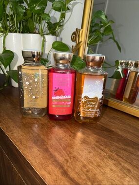 Bath & Body Works Shower Gel bundle of 3